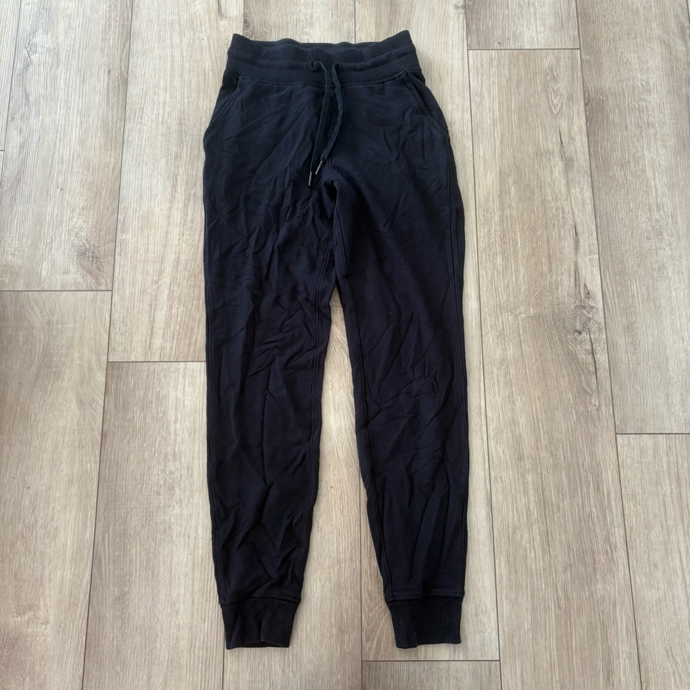 LULULEMON‎ Warm Down High RIse Jogger 2 Soft Drawstring Sweatpants Black EUC